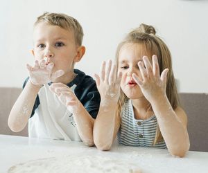 To najpiękniejsze staropolskie imiona według AI. Warto je nadać dzieciom w 2025! 