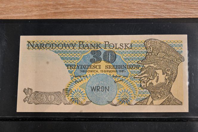 Wystawa banknotów opozycji antykomunistycznej w Szczecinie 