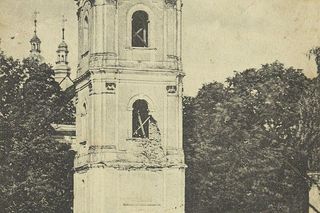 Majdan Królewski - tłumów, które co tydzień przybywały do tej wsi, nie mógł pomieścić lokalny rynek 