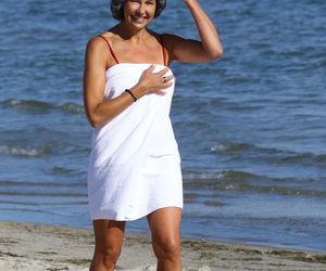 Anna Popek pracuje w zimnym morzu