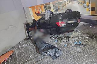 Masakra o świcie w Siedlcach. Bariera przebiła 21-latka z BMW na wylot. Kierowca pijany [AKTUALIZACJA]