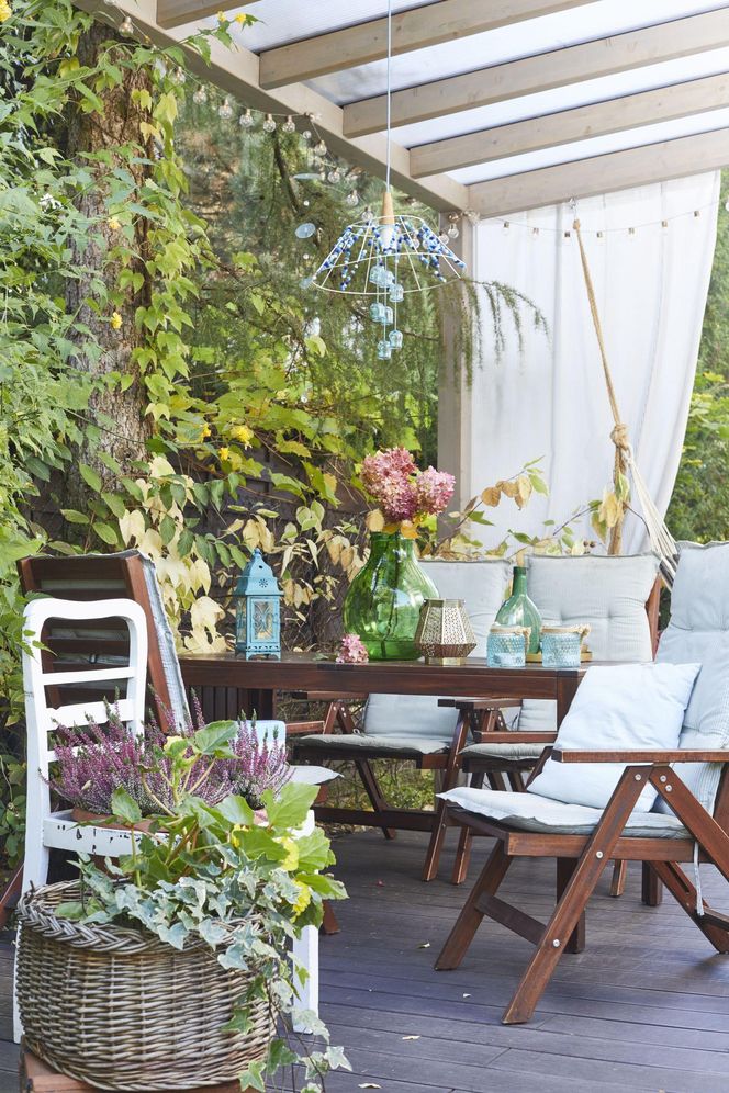 Jesienne dekoracje balkonu i tarasu