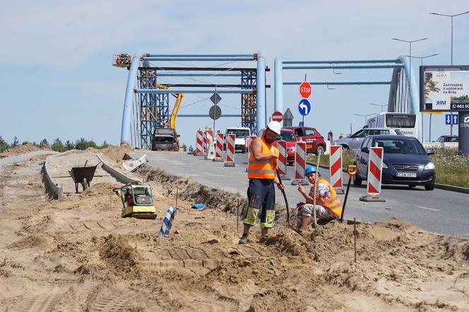 Budowa wiaduktu na Armii Krajowej w Bydgoszczy idzie pełną parą [ZDJĘCIA]