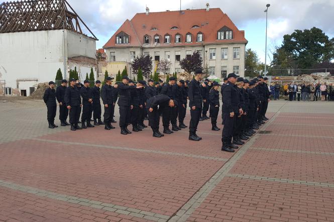 Ślubowanie policjantów w Bydgoszczy. Nasz region zasili 55 nowych funkcjonariusz!