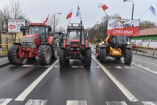 Gigantyczne utrudnienia na DK 10 Toruń - Lipno. Kierowcy wściekli! Strajk rolników AGROunia 9.02.2022