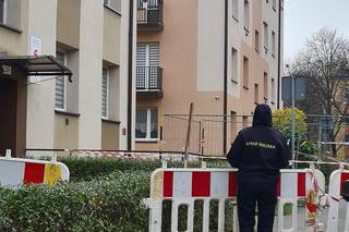 W Siemianowicach Śląskich powstało ogromne zapadlisko. Dziura głęboka na 40 metrów. Jest ewakuacja