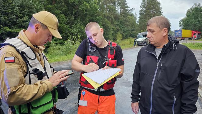 Wypadek w pobliżu Konotopu  - autobus z tirem 