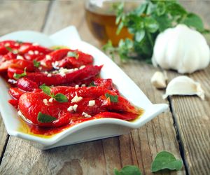 Papryka pieczona: przepis na przekąskę