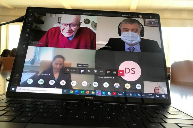 Tak wygląda obrona pracy online. Historyczny moment na Politechnice Białostockiej 