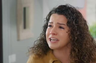 Pomógł Gönül wyjść z więzienia, ale stracił wszystko. Feraye nie zapomni tej decyzji