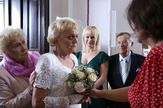 M jak miłość, odc. 1471. Kisielowa (Małgorzata Różniatowska), Marysia (Małgorzata Pieńkowska), Sonia (Barbara Wypych)