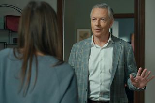 Barwy szczęścia, odcinek 3121. Madzia (Natalia Sierzputowska), Henryk (Zbigniew Suszyński)