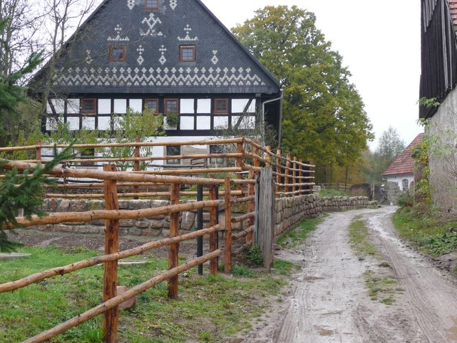 Remont domu szachulcowego w Płóczkach Górnych (Dolny Śląsk)
