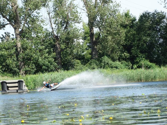 WAKE PARK