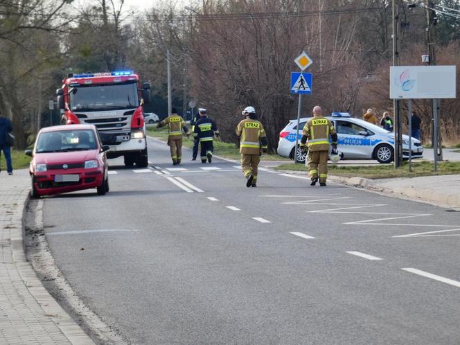 Wypadek w Brwinowie. 12-latka potrącona na pasach