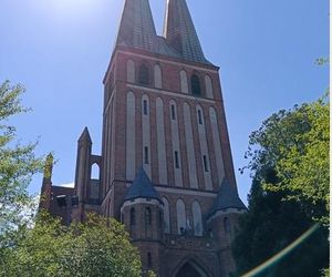 To jeden z najpiękniejszych kościołów w Olsztynie. Wybudowano go dla armii Cesarstwa Niemieckiego
