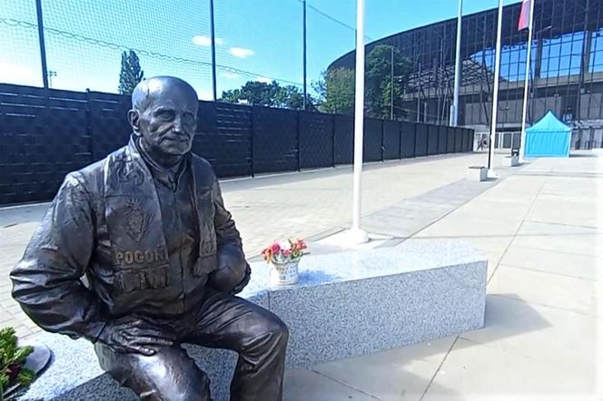 Tak wygląda pomnik Floriana Krygiera, legendarnego trenera szczecińskiej Pogoni