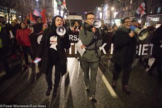 Czarna środa. Marsz kobiet ws aborcji: „Oddaj mandat! Przeproś Polki!” [RELACJA]