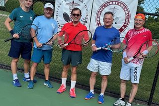 Polonijni dziennikarze pokonali lekarzy na kortach w Chicago