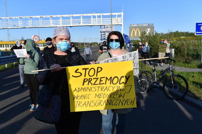 Protest medyków na granicy polsko-niemieckiej w Lubieszynie