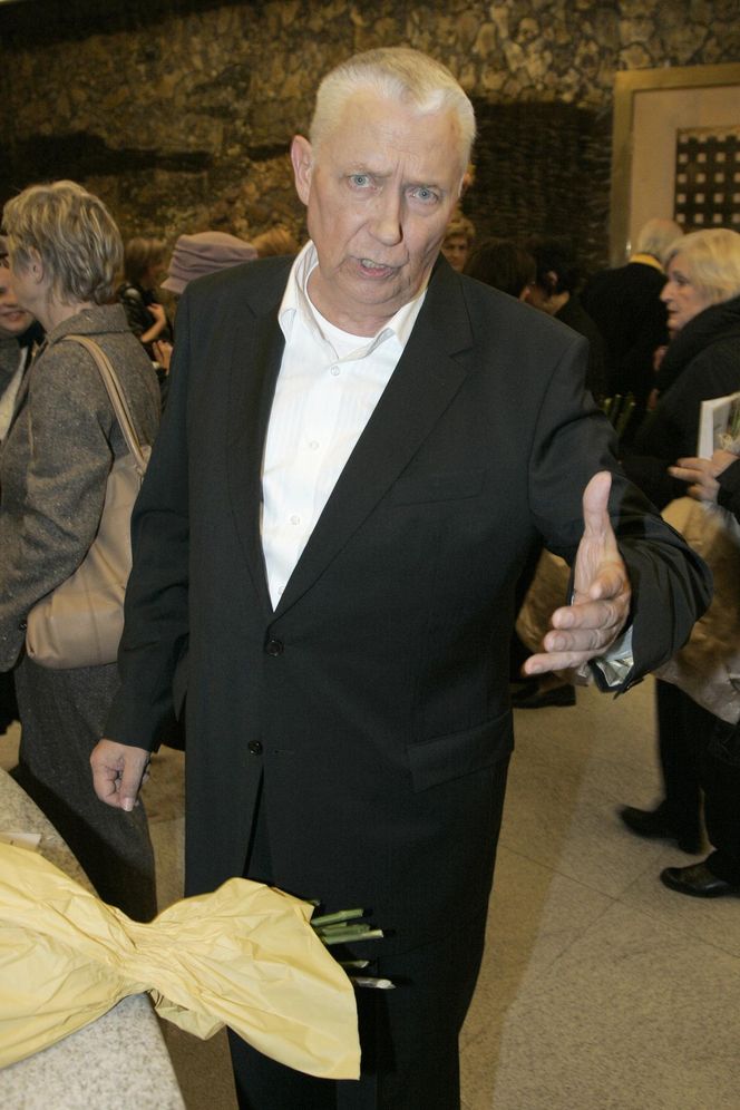 To Wojciech Młynarski mógł rozpętać II wojnę światową! O rolę Franka Dolasa starali się też Englert i Kamas