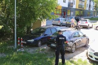 ZWŁOKI POD BIEDRONKĄ