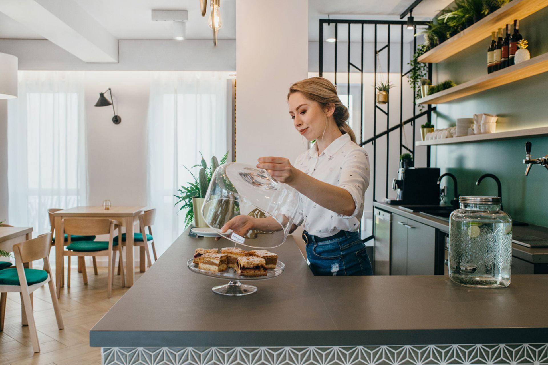 Restauracja Paprotna w Rybniku: śląski minimalizm według pracowni MOJO