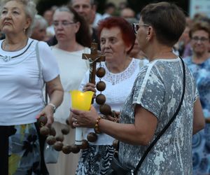 76. rocznica Cudu Lubelskiego. Procesja różańcowa w centrum Lublina