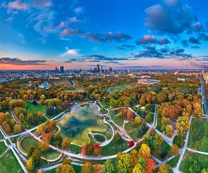 Najpiękniejszy park na świecie znajduje się w Warszawie? Ten Central Park wygląda jak z bajki Disneya