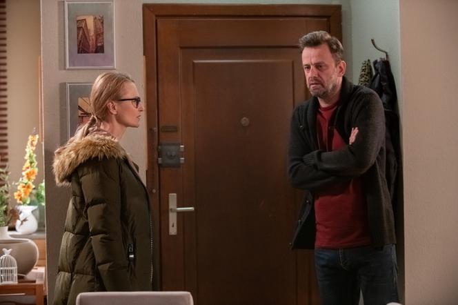 Na Wspólnej, odc. 2876. Krzysztof Smolny (Łukasz Konopka), Natalia (Magdalena Aleksander)