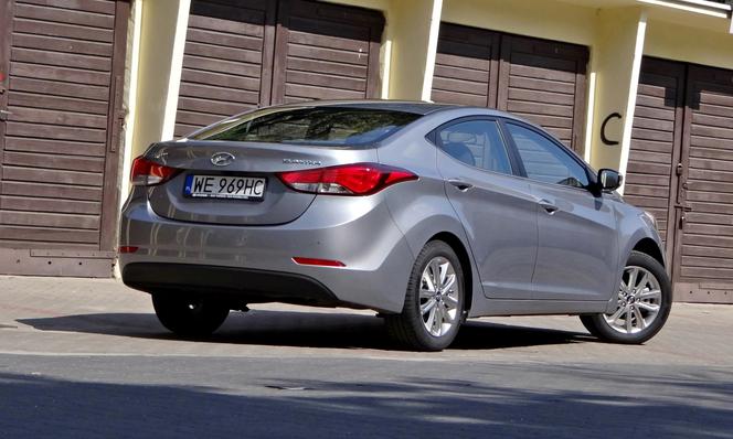 Hyundai Elantra 1.6 MPI w wersji Style