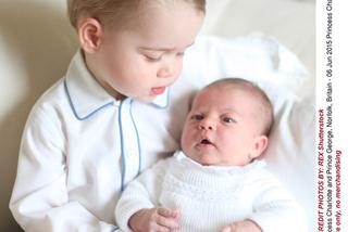 Pierwsze wspólne zdjęcia dzieci brytyjskiej pary książęcej wbrew tradycji!