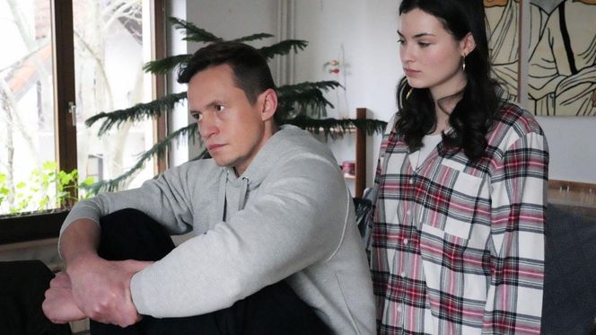 Barwy szczęścia odc. 3192. Weronika (Maria Świłpa), Błażej Modrzycki (Piotr Ligienza)