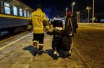 Trzy długie pociągi z uchodźcami w Świętokrzyskiem. Tysiące ludzi znalazło schronienie!