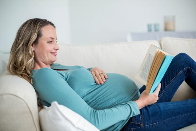 Książki o ciąży – 10 najpopularniejszych książek o ciąży 
