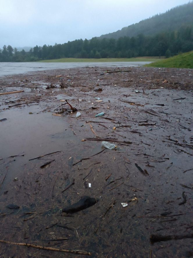 Katastrofa na zaporze w Stroniu Śląskim. Prokuratura apeluje do mieszkańców o nagrania i zdjęcia