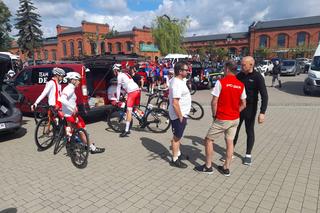 Ruszył Wyścig Kolarski „Solidarności” i Olimpijczyków. Z Łodzi wyjechało niemal 170 kolarzy