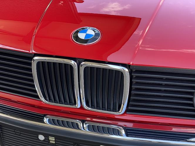 BMW serii 3 E30 za ponad pół miliona złotych