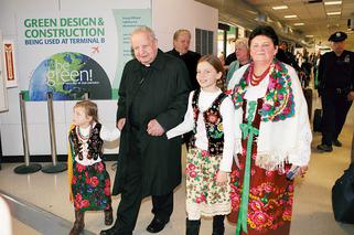 Przyjaciel Jana Pawła II bierzmował młodych Polaków
