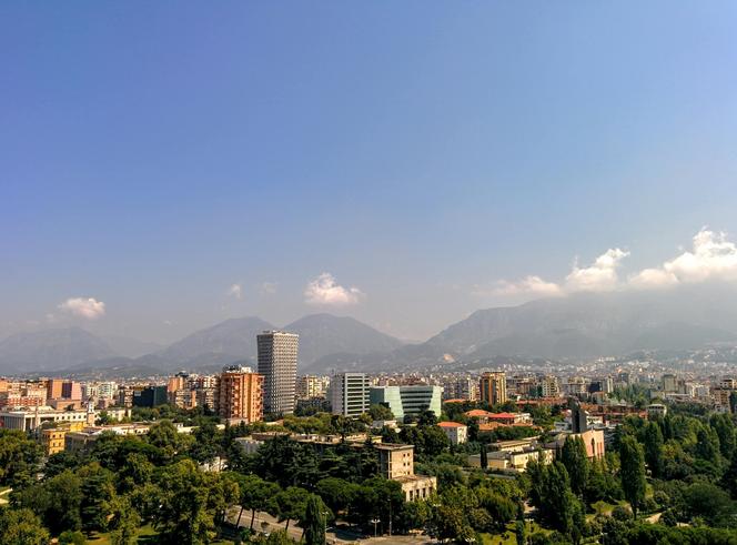 Albania to nowy wakacyjny kierunek z lotniska w Szymanach