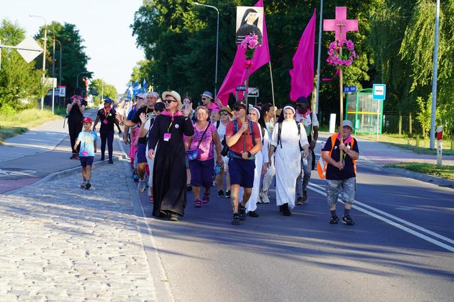 Kielecka Piesza Pielgrzymka podąża do Częstochowy