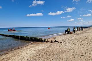 Akcja poszukiwawcza na plaży w Kołobrzegu