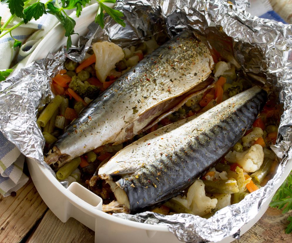 Folia aluminiowa: do czego służy strona błyszcząca, a do czego matowa?