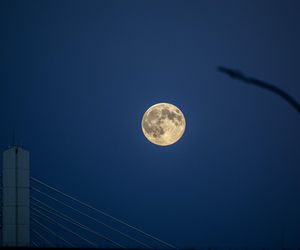 Niesamowita superpełnia Księżyca widziana z Przemyśla