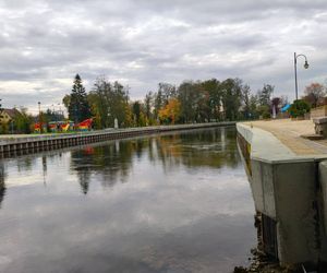 Nabrzeże miasta na Mazurach zmieniło się nie do poznania. Tak wygląda po remoncie