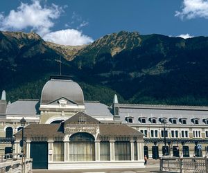  Canfranc Estación, Hiszpania. Dawny dworzec kolejowy zamienił się w luksusowy hotel