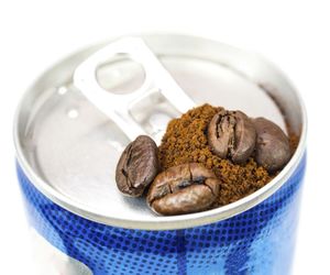 Napoje energetyczne (energetyzujące) - skład i właściwości. Czy energetyki szkodzą?