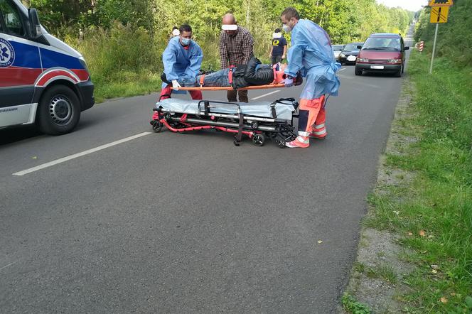 Poszkodowany motocyklista! Pechowa niedziela, tym razem wypadek w okolicach Lipia [FOTO]