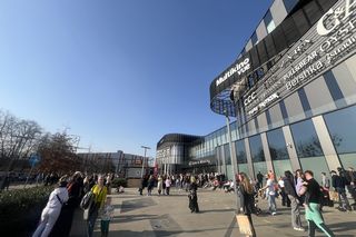 Ewakuacja w Centrum Handlowym Młociny. Na miejscu pracują służby