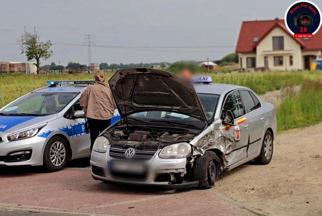 Huknął w śmieciarkę aż urwało koło. Taksówka rozbita, co tam się stało?